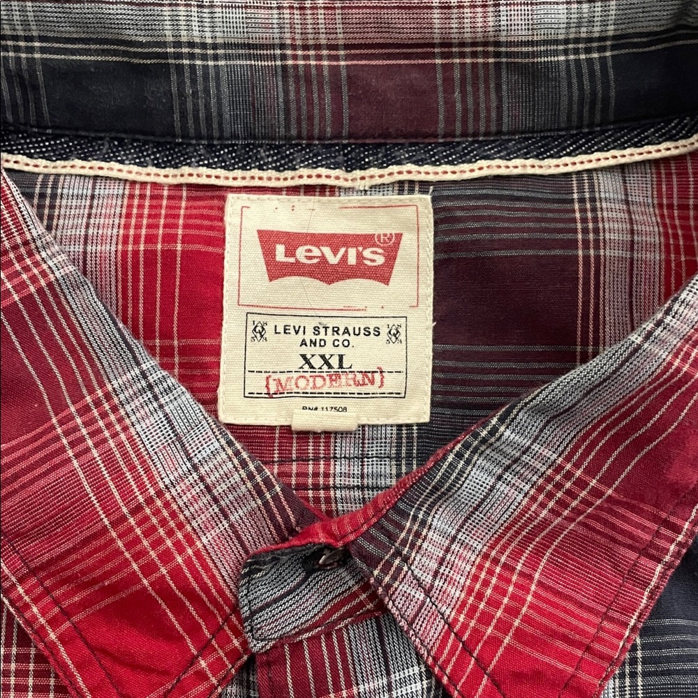 Levi's Plaid Western Snap Button Up - image 6